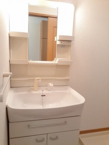 ラフレシ－ルの物件内観写真