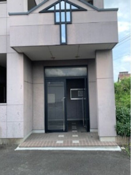 丸ノ内駅 徒歩3分 1階の物件外観写真