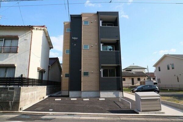 桜山駅 徒歩15分の物件外観写真