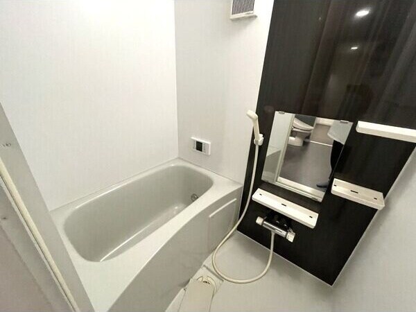 日比野駅 徒歩8分 1階の物件内観写真