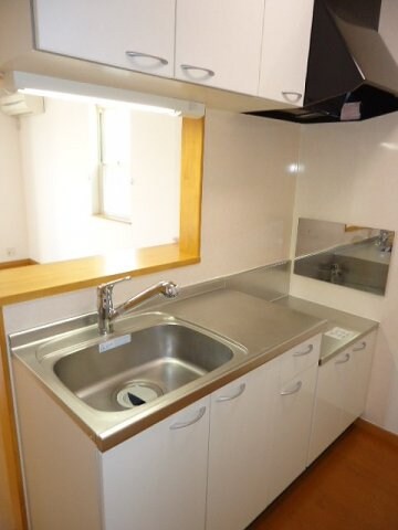 共和駅 徒歩8分 1階の物件内観写真