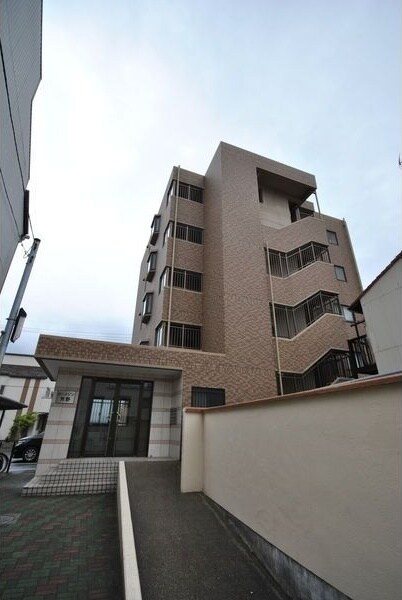 サンメゾン芳野の物件外観写真