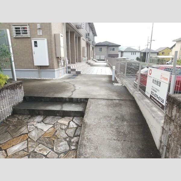 パークアヴェニューの物件外観写真