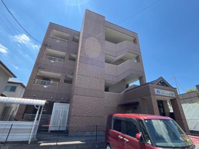 プレジデント・川中の物件外観写真