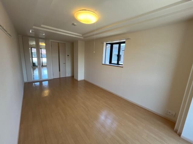 プレジデント・川中の物件内観写真