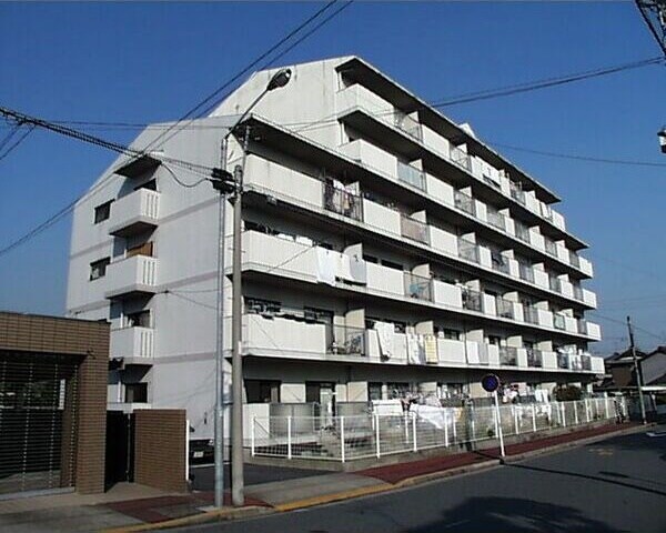 メゾン白菊の物件外観写真