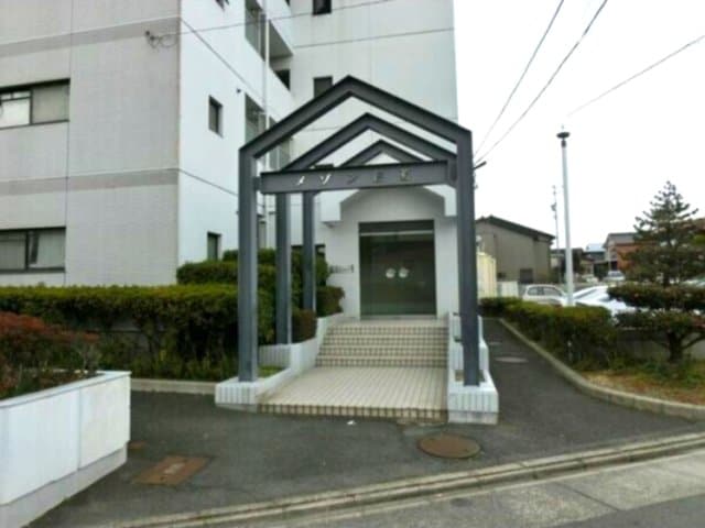 メゾン白菊の物件外観写真