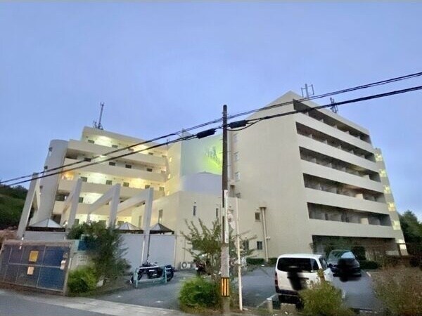 東山ビレッジの物件外観写真