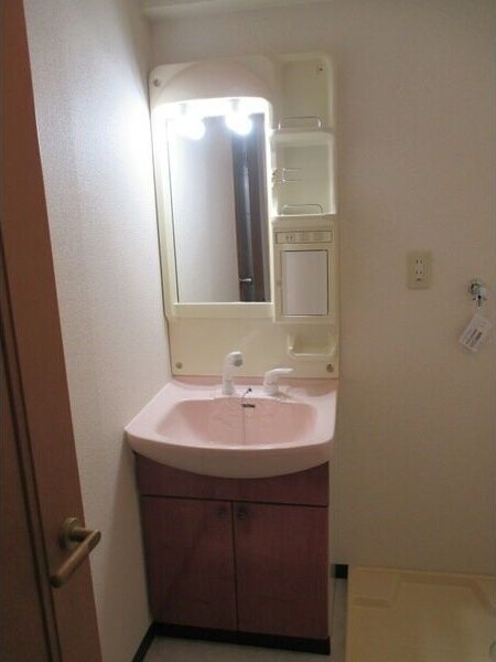 ヴェルジュコートⅠの物件内観写真