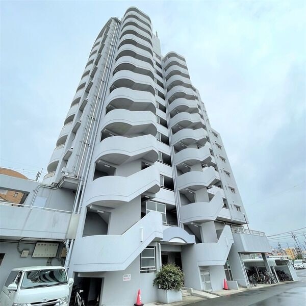 アネックス高畑の物件外観写真