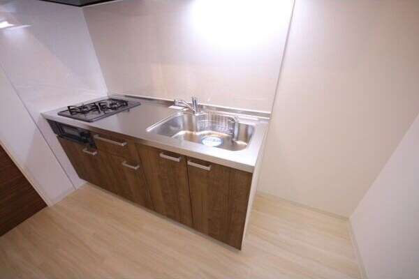 BPRレジデンス金山の物件内観写真