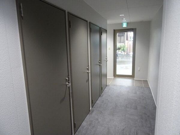 トミテラスの物件外観写真