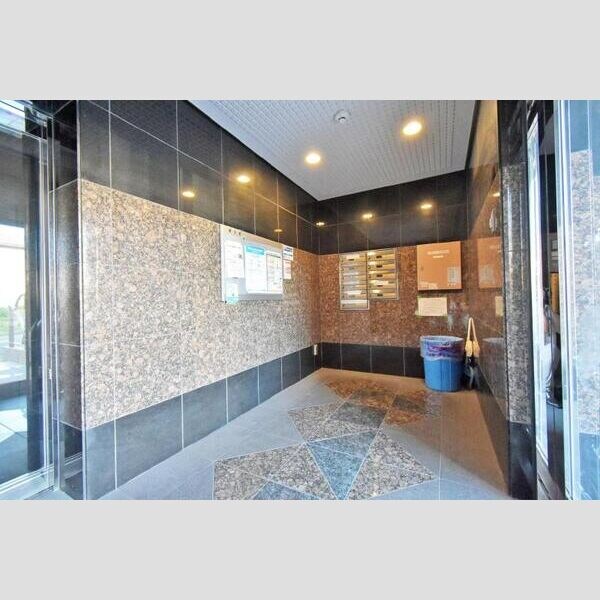 ネスト三吉の物件外観写真