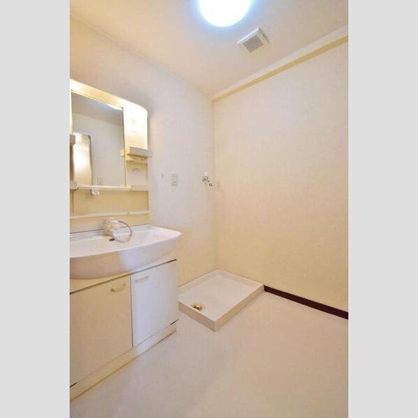 ネスト三吉の物件内観写真