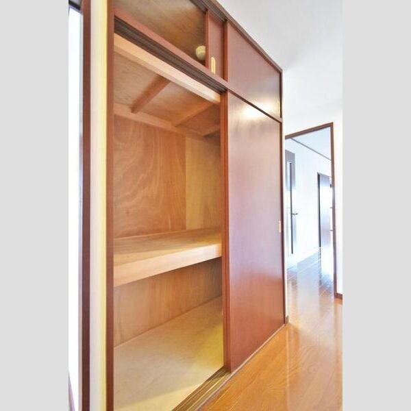 ネスト三吉の物件内観写真