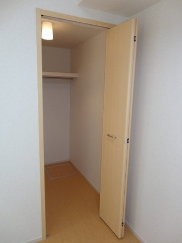 オレンジヒルズ論田Ａの物件内観写真