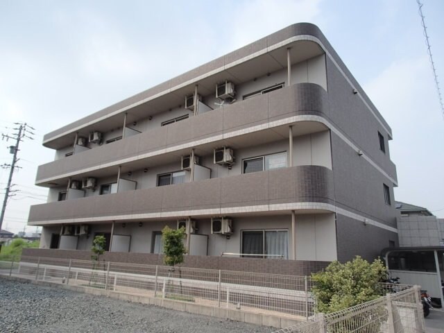 ヴェルセアの物件外観写真