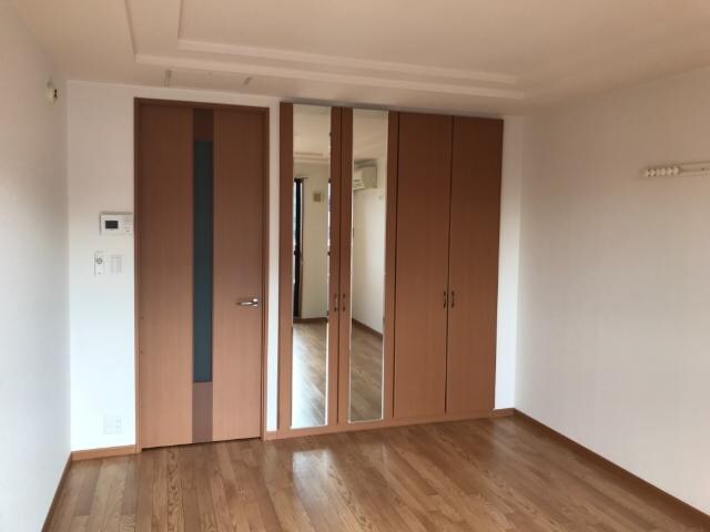 グローリエ・Ｎの物件内観写真