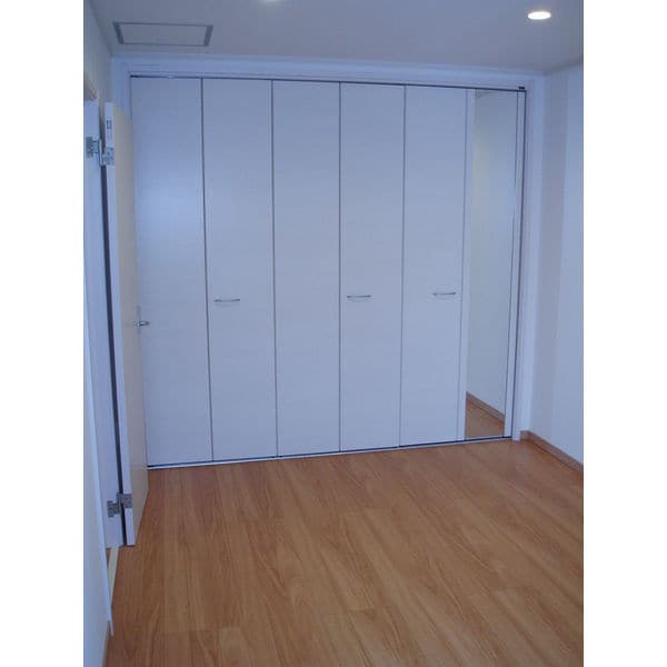 プレミアムヴィラD棟の物件内観写真