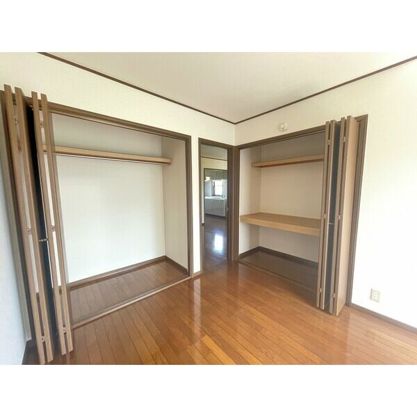 メイプルタウン名和東の物件内観写真