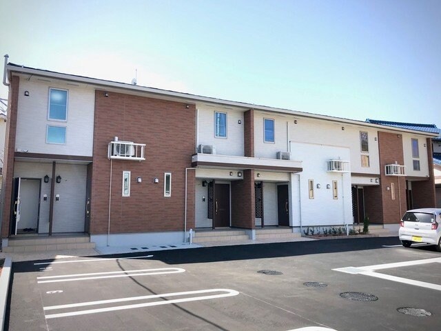 フローラの物件外観写真