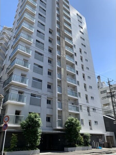 カスタリア伏見の物件外観写真