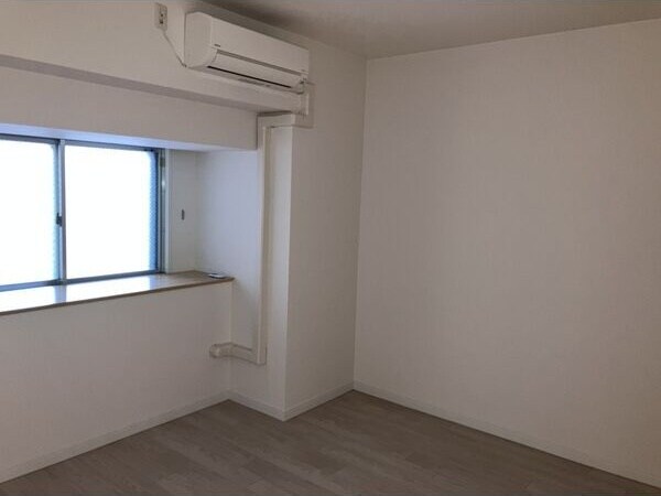 カスタリア伏見の物件内観写真