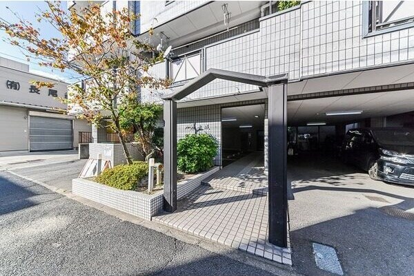 プレシアス赤城の物件外観写真