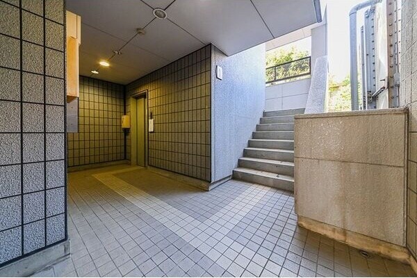 プレシアス赤城の物件外観写真