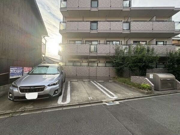 BASIC 2000の物件外観写真