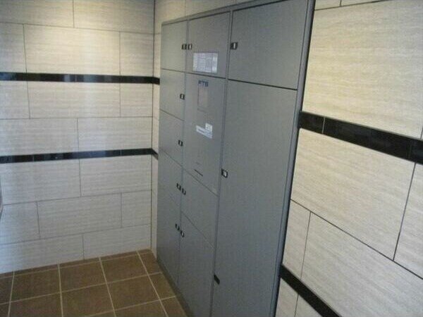 プレサンス金山コネクトの物件外観写真