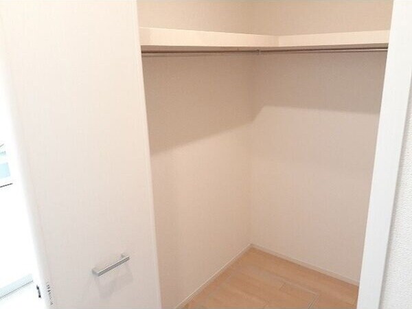 高畑駅 徒歩19分 1階の物件内観写真