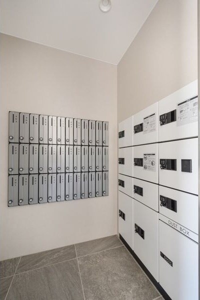 エステシア名駅の物件外観写真