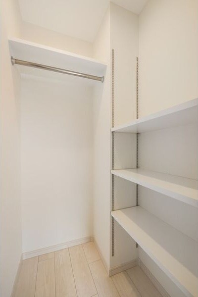 エステシア名駅の物件内観写真