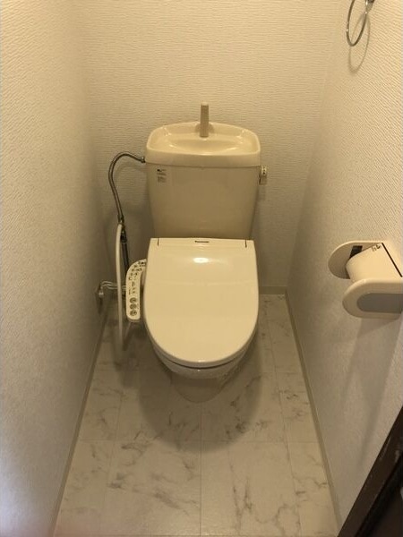 シャルマン上ノ宮の物件内観写真