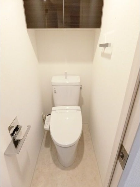 ディアレイシャス泉の物件内観写真