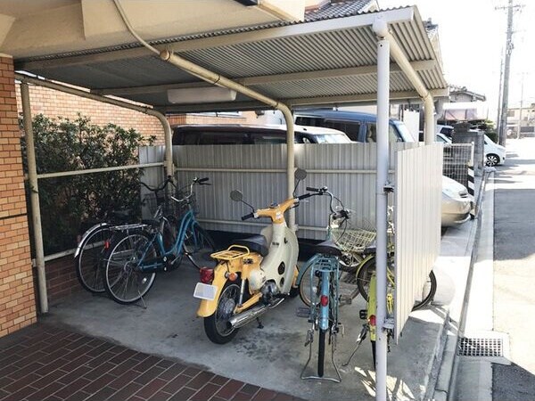 サンサーラ・キトーの物件内観写真