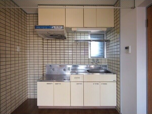 サンサーラ・キトーの物件内観写真