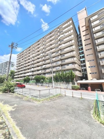 コミュニタス千代が丘Ｓ棟の物件外観写真