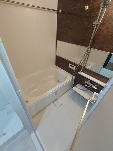 ルフレイユ 泉 久屋大通公園の物件内観写真