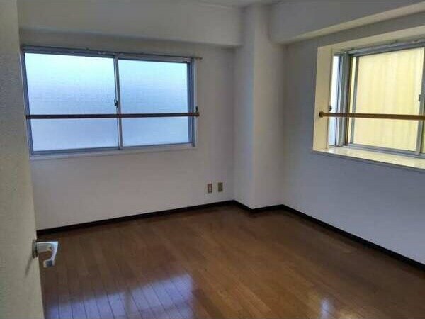 アベニュー青山の物件内観写真