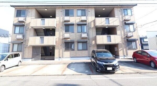 中島駅 徒歩12分 3階の物件外観写真