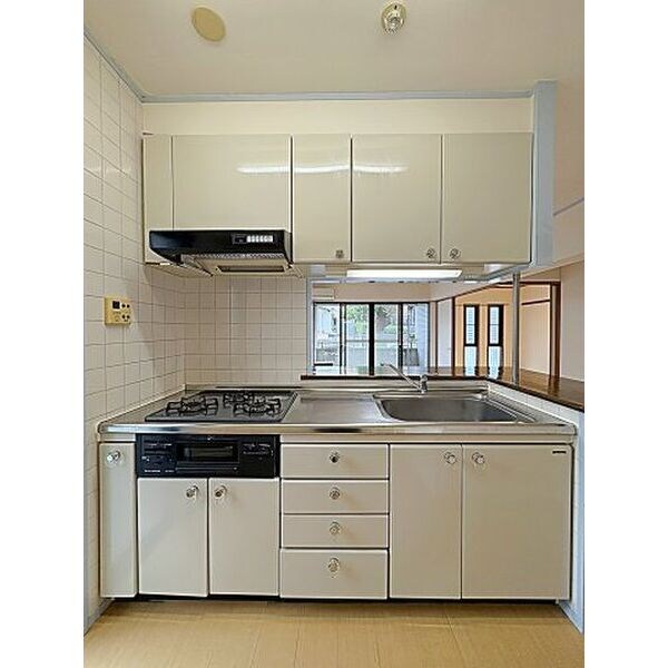 セントラル上社の物件内観写真