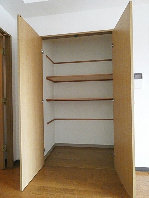 メゾンドラピュタⅡの物件内観写真