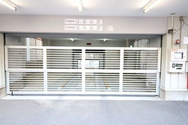 栄駅 徒歩8分 2階の物件外観写真