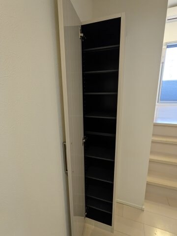 ユグドラシル高畑の物件内観写真