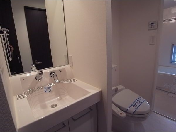 ヴァリエ東別院の物件内観写真