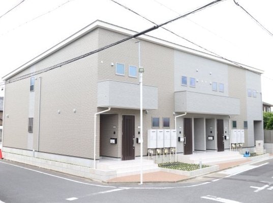 フロンティアの物件外観写真