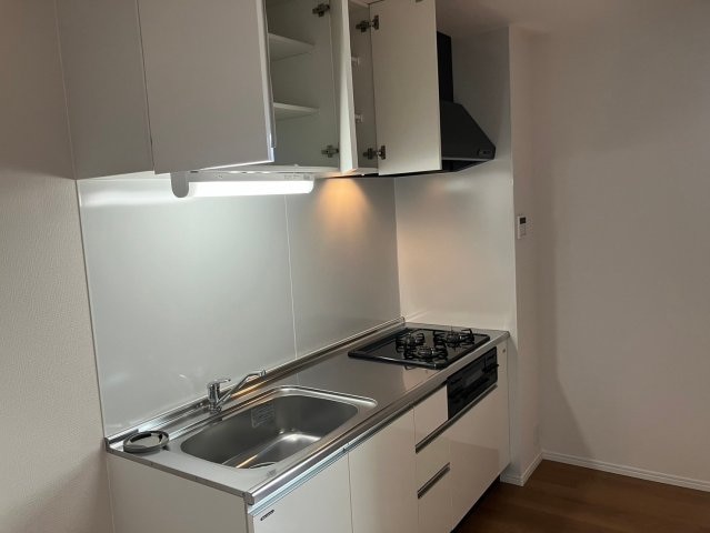 フロンティアの物件内観写真