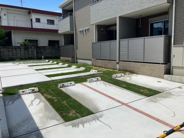 フロンティアの物件外観写真